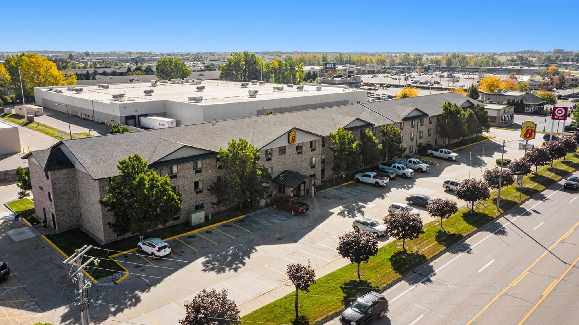 Hotel Super 8 By Wyndham Mt. Pleasant Mount Pleasant Exterior foto
